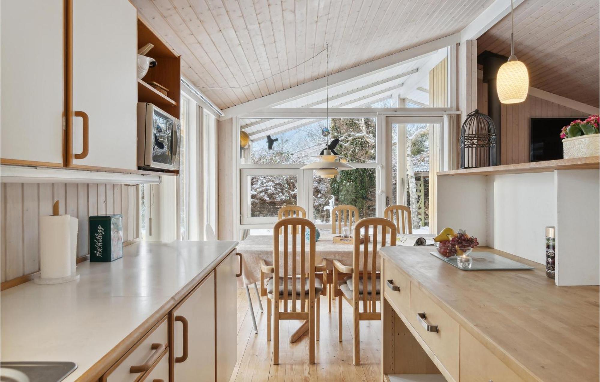3 Bedroom Awesome Home In Gilleleje Exteriör bild