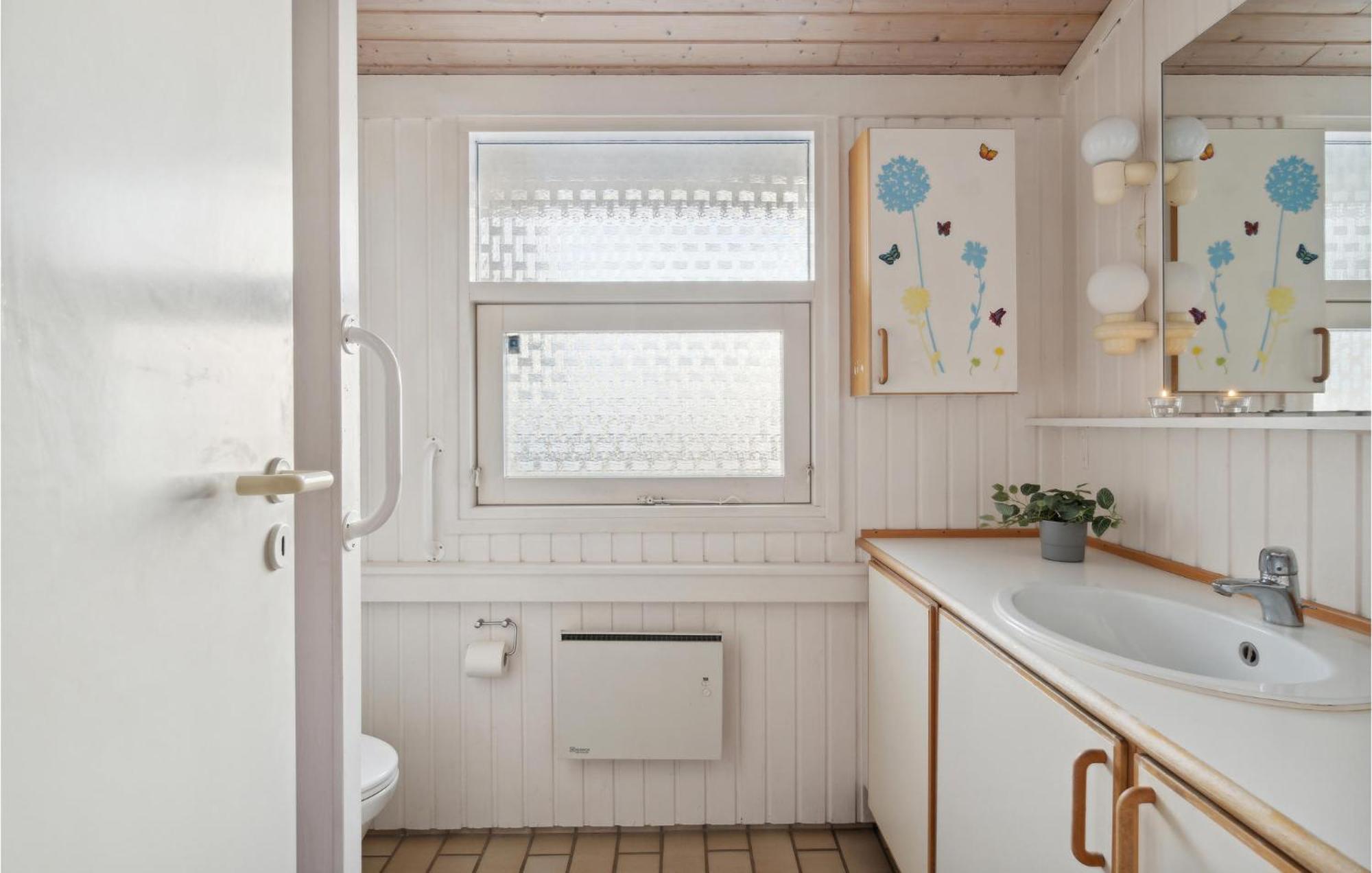 3 Bedroom Awesome Home In Gilleleje Exteriör bild