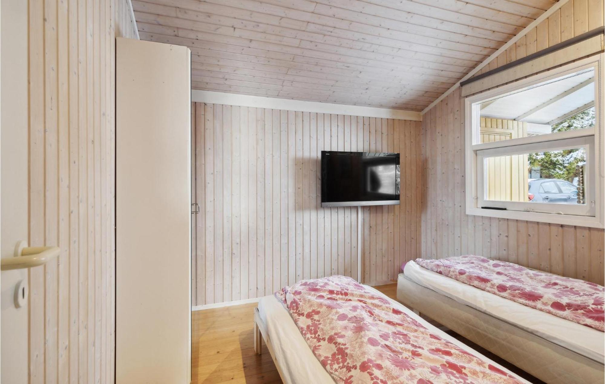 3 Bedroom Awesome Home In Gilleleje Exteriör bild